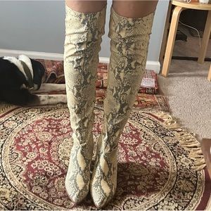 Steve Madden - Jacoby over-the-knee snakeskin boot